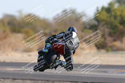 media/Dec-18-2022-SoCal Trackdays (Sun) [[8099a50955]]/Turn 7 Backside (1125am)/